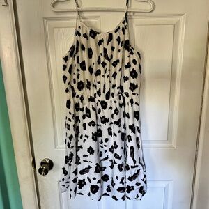 Women’s NWOT Leopard Print Sundress with Belt Size Medium